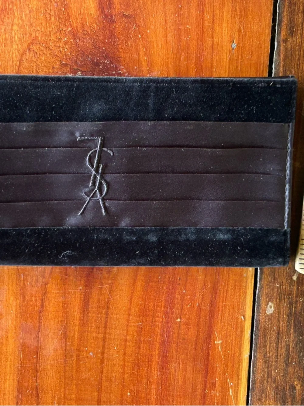 YVES SAINT LAURENT Parfums Evening Clutch Velvet & Satin Magnetic Closure Pocket - Picture 3 of 5